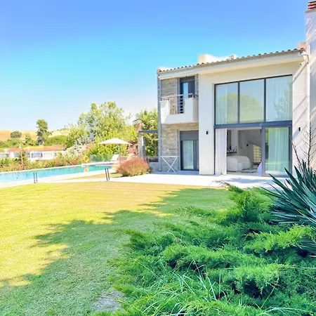 Aqua * Filakai Kassandras